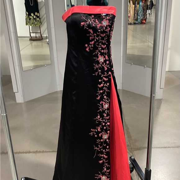 🖤HP🖤 Morgan 4 Ever Black and Pink Strapless Prom Dress Size 5/6 GORGEOUS - Picture 6 of 7